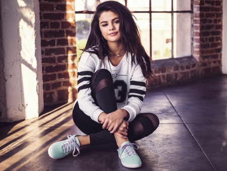 Selena: június 22